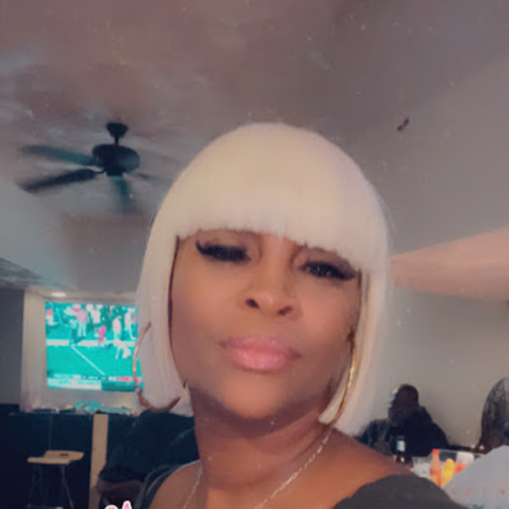 Meet your Posher, Rhonada